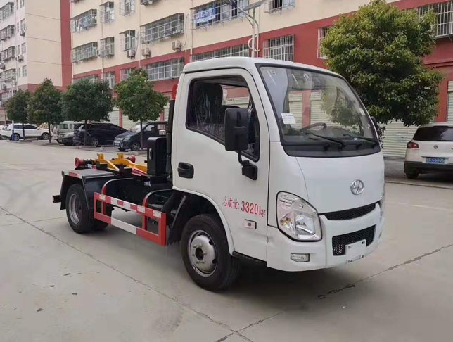 躍進(jìn)小福星國六車廂可卸式垃圾車圖片2